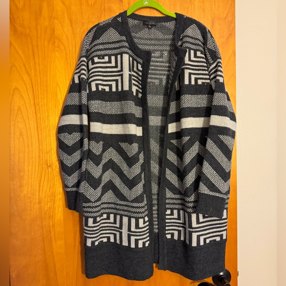 The Limited ladies size small geometric pattern cardigan